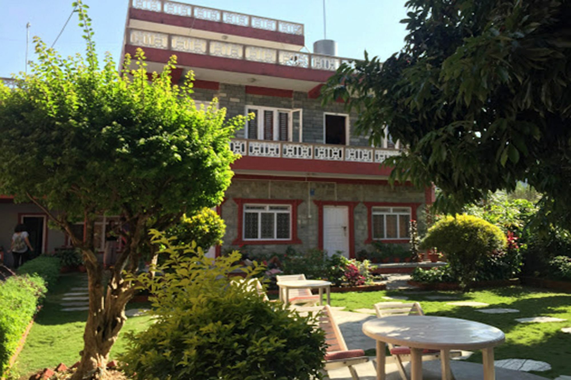 New Tourist Guest House Pokhara Extérieur photo
