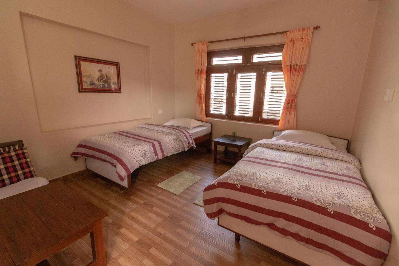 New Tourist Guest House Pokhara Extérieur photo